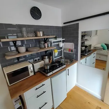 شقة Private Self Contained Self Catering Flat بريستول