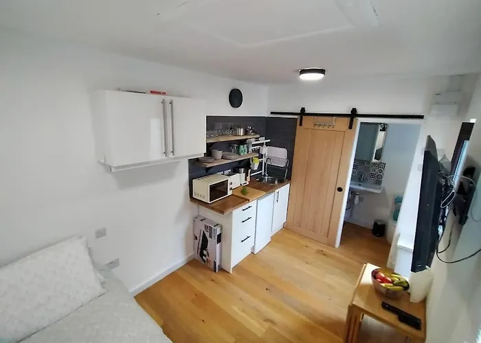 Private Self Contained Self Catering Flat Apartament Bristol