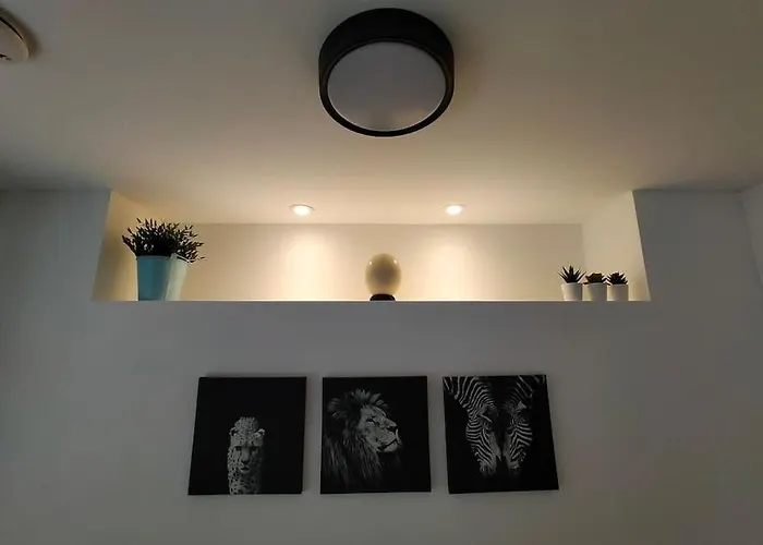 Apartament Private Self Contained Self Catering Flat