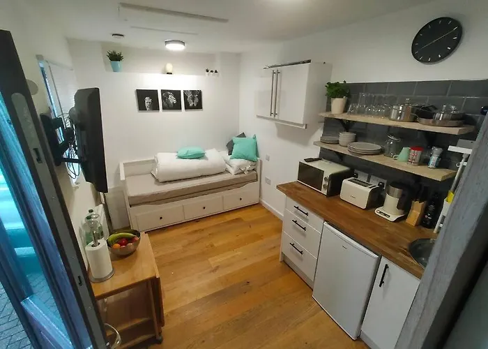 Private Self Contained Self Catering Flat Apartmán *